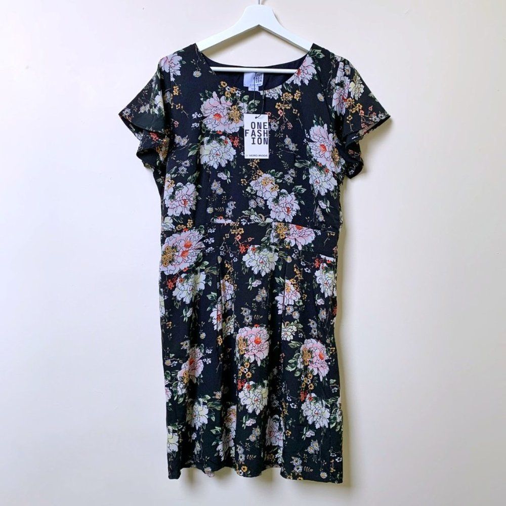 Vero Moda Floral Dress